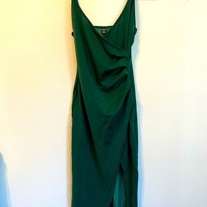 Shein long dress. It has a slit on the side size M (6) wore once